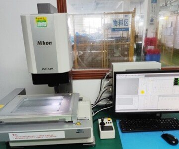 Fully automatic image measuring instrument